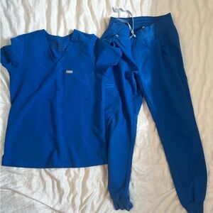 Figs Women's Royal Blue Scrub Set
